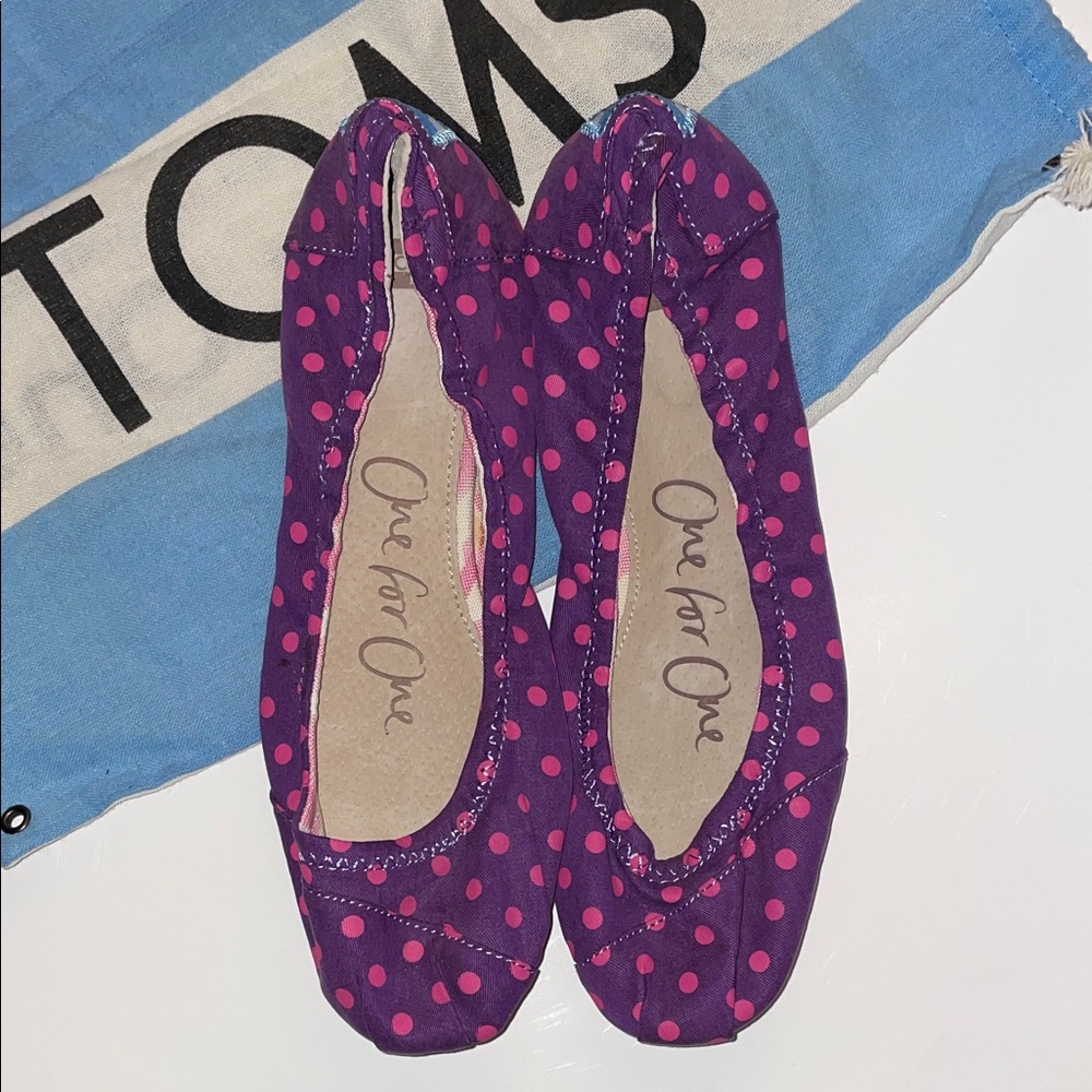 TOMS Women's Vibrant Purple and Pink Flats size 7 NWT